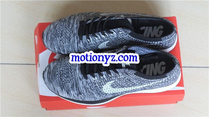 Flyknit Racer Oreo 2.0 Grey